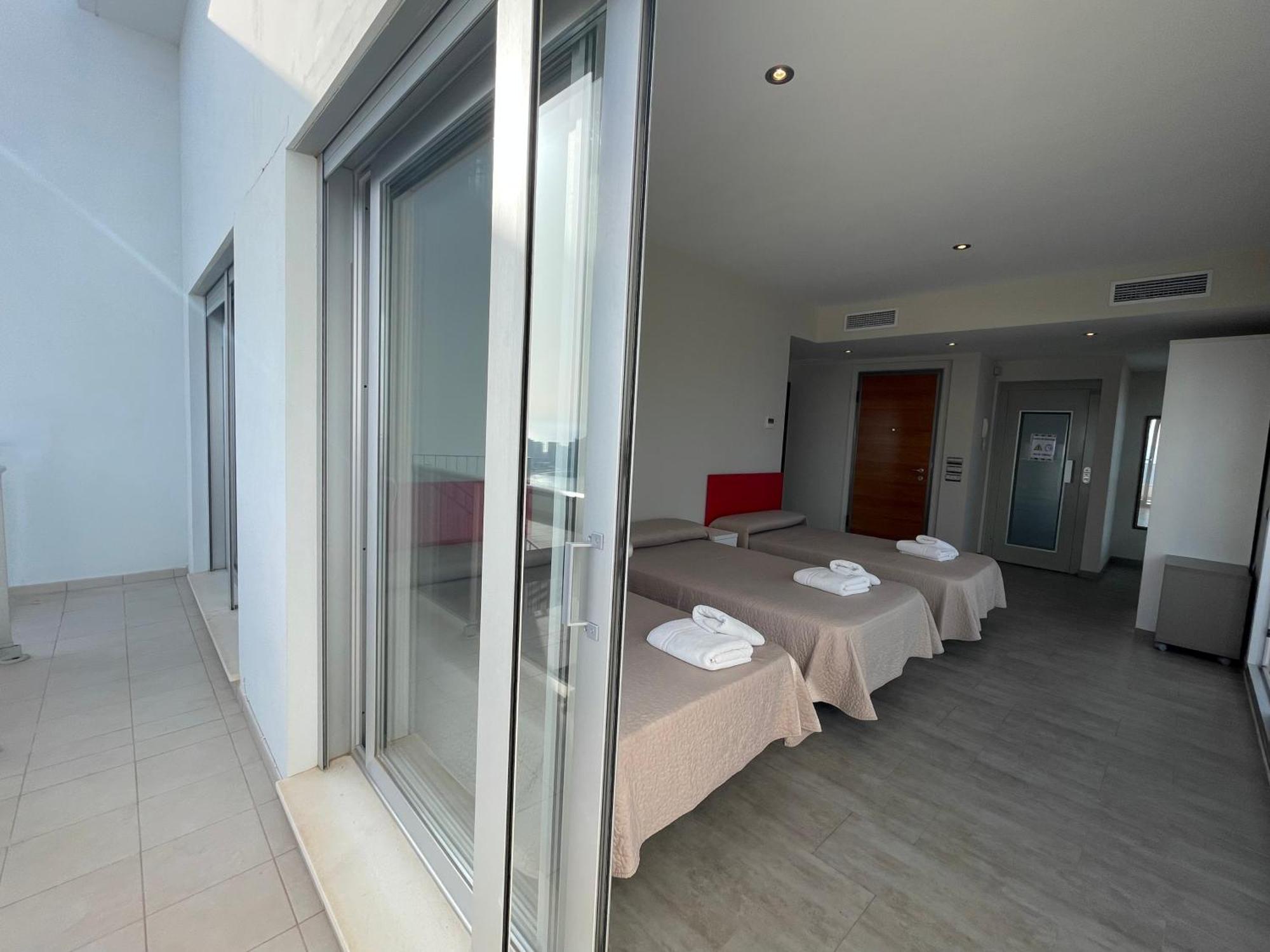 Apartamentos Entremares - Grupo Antonio Perles カルプ エクステリア 写真