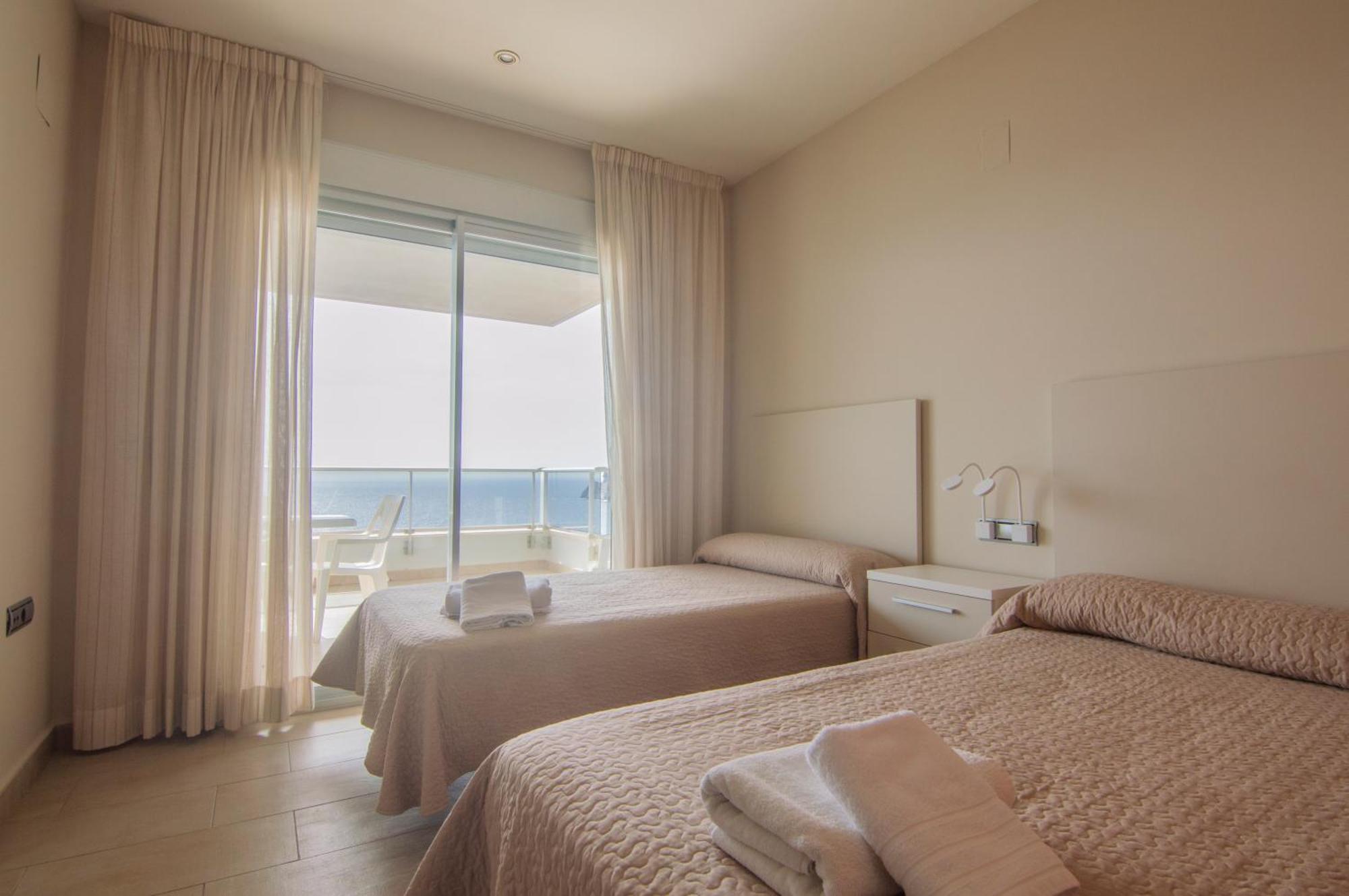 Apartamentos Entremares - Grupo Antonio Perles カルプ エクステリア 写真