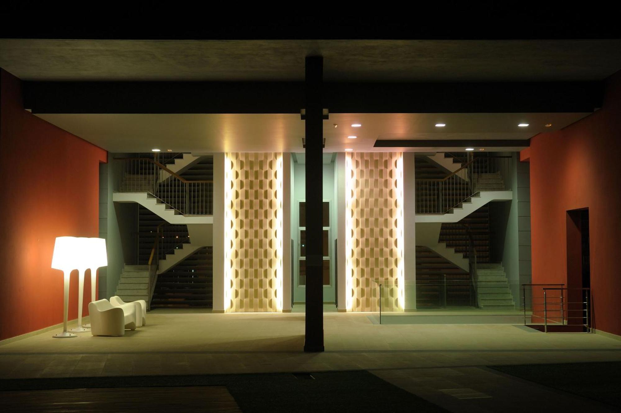 Apartamentos Entremares - Grupo Antonio Perles カルプ エクステリア 写真